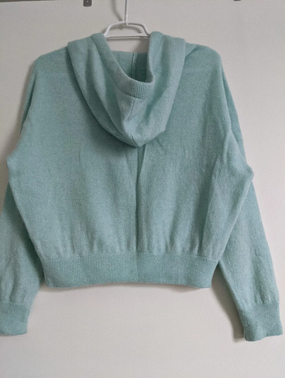 CRUSH .Mint Zip-Up Hooded SWEATER